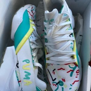 Puma tennis only worn once